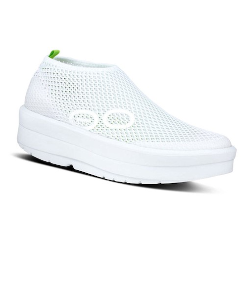 OOFOS/OOMEGA CHUKKA ウーメガ チャッカ 2000610099231 厚底 リカバリーサンダル 疲労回復 小さめサイズ ウーフォス サンダル ユニセックス メンズ レディース ムラサキスポーツ【正規取扱店】