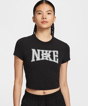 NIKE(ナイキ)半袖Tシャツ クロップド丈 ミニTシャツ HQ1710-010/レディース ムラサキスポーツ
