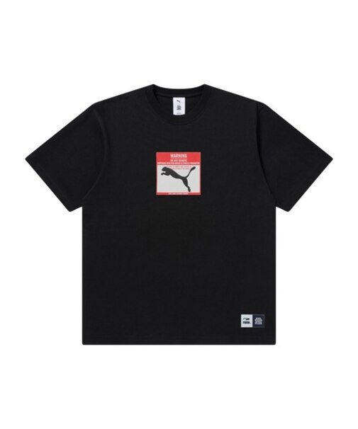 PUMA(プーマ)PUMA x BlackEyePatch コラボ DO NOT REMOVE ラベル 半袖Tシャツ 636084/メンズ ムラサキスポーツ
