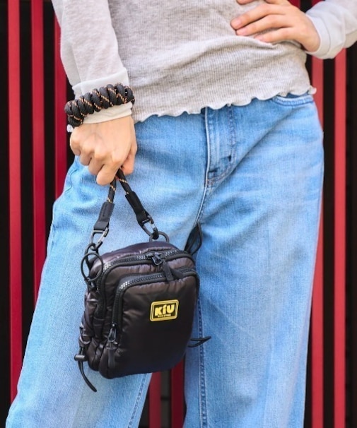 KiU/ショルダーバッグ パフィーミニクロスバッグ K485-900 キウ ユニセックス メンズ レディース ムラサキスポーツ