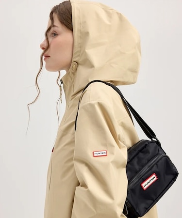 HUNTER/1.95L NYLON CROSSBODY ショルダーバック UBX3930KBM ナイロン クロスボディ ハンター/ユニセックス レディース メンズ ムラサキスポーツ