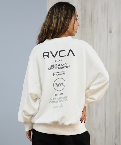 RVCA/スウェット バックプリントトレーナー BF044-P01 クロップド丈 ルーズシルエット レディース ムラサキスポーツ