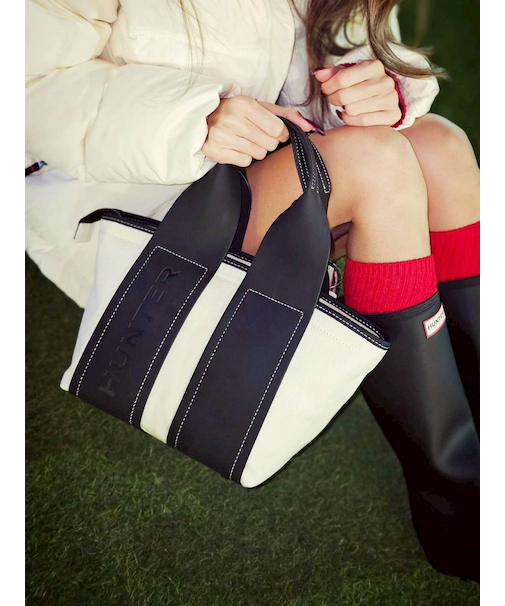 HUNTER/4.6L リファインド スティッチ キャンバス ミニ トートバック UBS3608CAA ハンター レディース メンズ ムラサキスポーツ