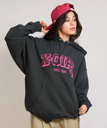 【限定】X-GIRL/105254012030 プルオーバーパーカー オーバーサイズ COLLEGE LOGO SWT HD エックスガール レディース ムラサキスポーツ限定