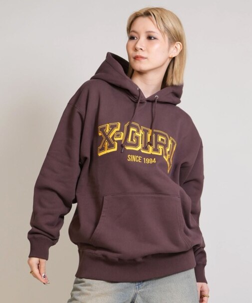 【限定】X-GIRL/105254012030 プルオーバーパーカー オーバーサイズ COLLEGE LOGO SWT HD エックスガール レディース ムラサキスポーツ限定