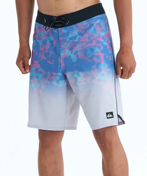 QUIKSILVER/EQYBS04930 水着 HIGHLINE PRINTED 20 ボードショーツ フィットタイ 20インチ インナーショーツなしタイプ 撥水加工 速乾・撥水加工 トランクス クイックシルバー メンズ ムラサキスポーツ