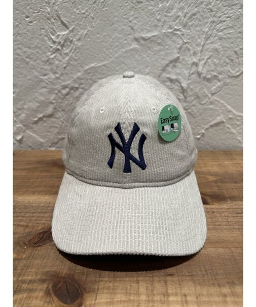 NEW ERA (ﾆｭｰｴﾗ) - 9TWENTY MLB CORDUROY NYY (920 MLB ｺｰﾃﾞｭﾛｲ ﾆｭｰﾖｰｸ･ﾔﾝｷｰｽ)