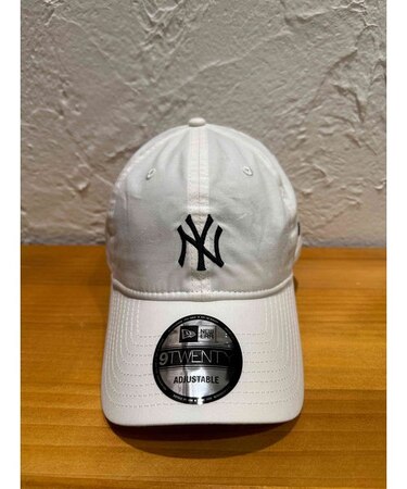 NEW ERA (ﾆｭｰｴﾗ) - 9TWENTY MLB TYPEWRITTER NYY (920 MLB ﾀｲﾌﾟﾗｲﾀｰ ﾆｭｰﾖｰｸ･ﾔﾝｷｰｽ)
