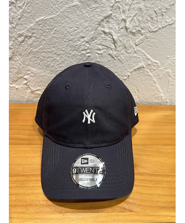 NEW ERA (ﾆｭｰｴﾗ) - 9TWENTY MLB BUCKLE NYY MINI LOGO (920 MLB ﾆｭｰﾖｰｸ･ﾔﾝｷｰｽ ﾐﾆﾛｺﾞ)