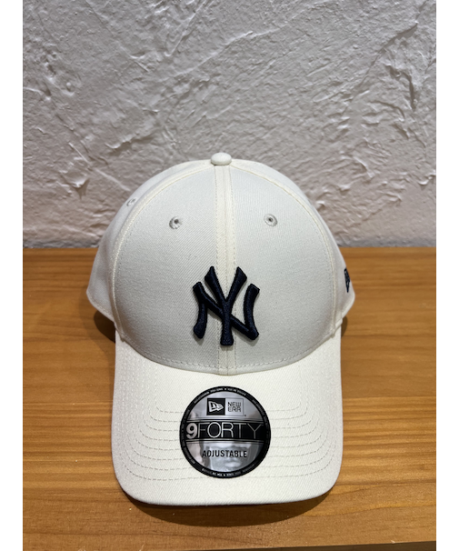 NEW ERA (ﾆｭｰｴﾗ) - 9FORTY MLB WOVEN LABEL NYY (940 MLB ｳｰｳﾞﾝ ﾗﾍﾞﾙ ﾆｭｰﾖｰｸ･ﾔﾝｷｰｽ)
