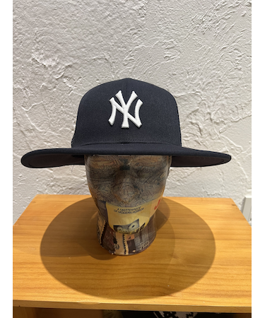 NEW ERA (ﾆｭｰｴﾗ) - FITTED BRIM HAT MESH NYY Powered by GORO NAKATSUGAWA（min-nano）(ﾌｨｯﾃﾄﾞ ﾌﾞﾘﾑ ﾊｯﾄ ﾒｯｼｭ ﾆｭｰﾖｰｸ･ﾔﾝｷｰｽ ﾐﾝﾅﾉ ﾊﾞｲ ｺﾞﾛｰ ﾅｶﾂｶﾞﾜ)