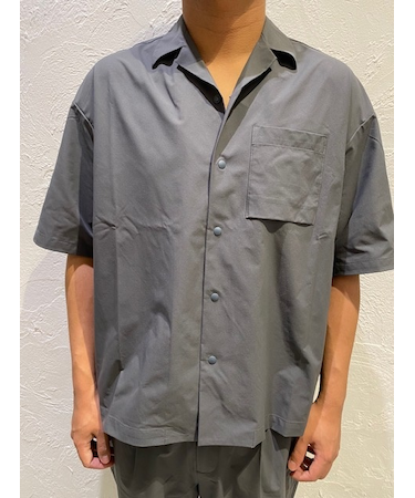 The COMP_US (ｻﾞｺﾝﾌﾟｱｽ) - COVEROSS S/S SHIRTS (ｶﾊﾞﾛｽｼｮｰﾄｽﾘｰﾌﾞｼｬﾂ) 25SSCU-09SH