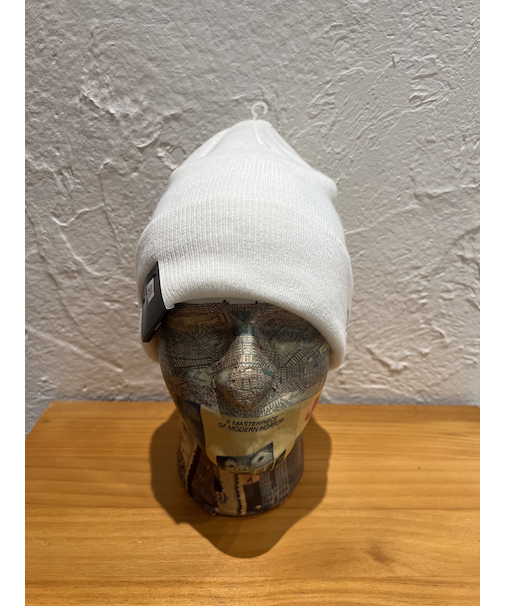 NEW ERA (ﾆｭｰｴﾗ) - BASIC CUFF KNIT (ﾍﾞｰｼｯｸ ｶﾌ ﾆｯﾄ ﾎﾜｲﾄ ﾌﾞﾗｯｸﾌﾗｯｸﾞ)