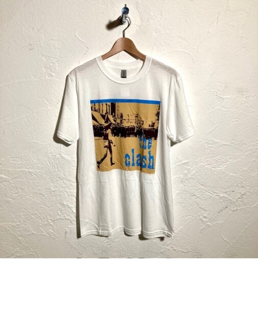 THE CLASH (ザクラッシュ) - BLACK MARKET TEE