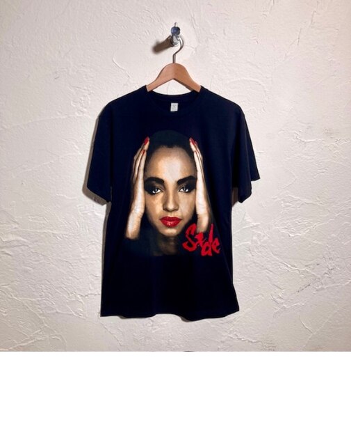SADE (シャーデー) - FACE 2 FACE TEE