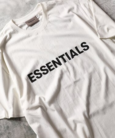 WEB限定 FOG ESSENTIALS/エフオージーエッセンシャルズ フロントロゴ プリントTシャツ