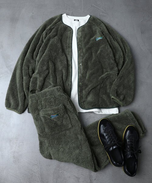 WEB限定 リラックスフィット フリースセットアップ/ノーカラー