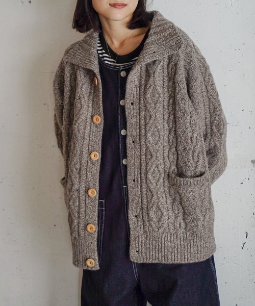 SUS-SOUS 美品 フィッシャーマン ハイネック ニット SUS-SOUS 美品 フィッシャーマン ハイネック ニット 工場 直