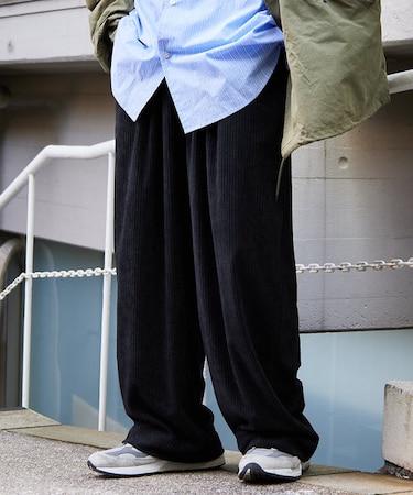 WEB限定 ワイドシルエット ワンタック コーデュロイパンツ/イージーパンツ