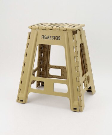 FOLDING STEP STOOL