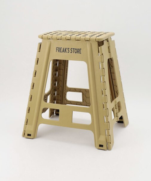 FOLDING STEP STOOL