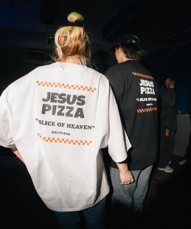【限定展開】JESUS PIZZA×FREAK'S STORE/ジーザスピザ 別注 ビッグシルエット バックプリント クルーネックTシャツ