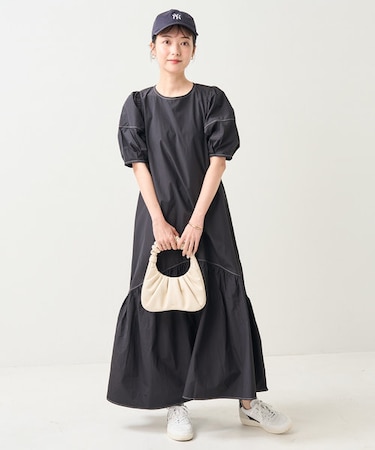 ナイロン配色ステッチバックオープンワンピース