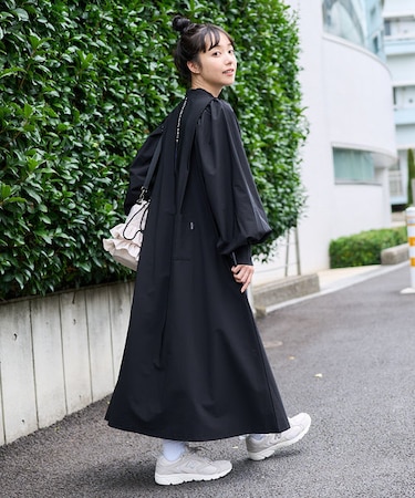 パフスリーブフレア長袖ワンピース