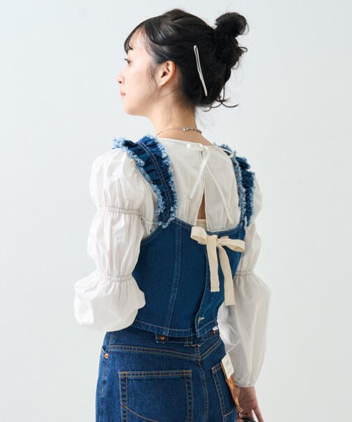 デニムビスチェ ブルー 弱々し フリル付き