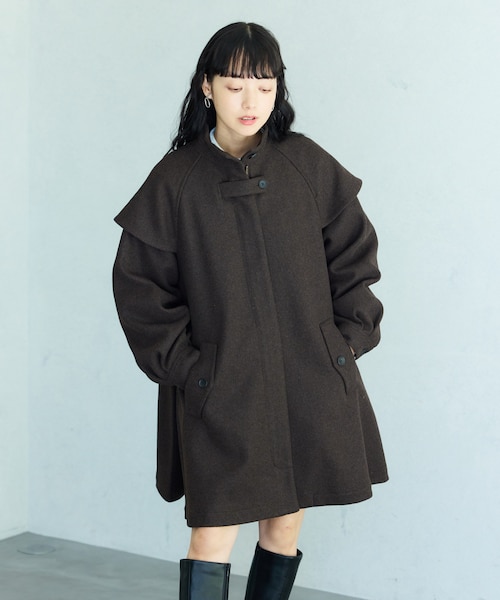 【LIMI feu】リミフゥ ウールコート ショート丈 ケープスリーブ ブラック STAFF STYLING｜THE SHOP YOHJI YAMAMOTO