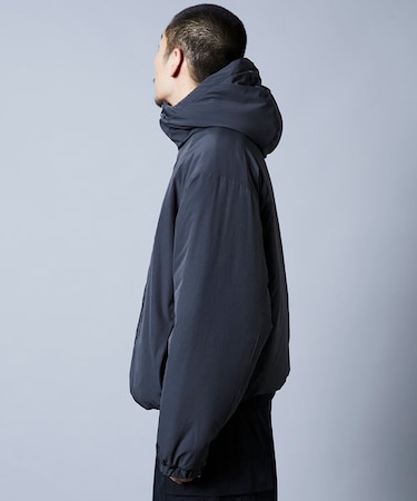 限定展開 Relax Fit パディング フーディー ナイロンブルゾン/中綿 