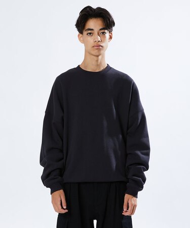 限定展開 ワイドシルエット ショートレングス クルーネックスウェット