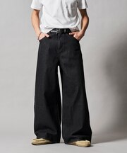 ワイドフレアシルエット デニムパンツ【限定展開】