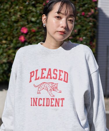 TORAスウェット/トラスウェット/カレッジロゴスウェット