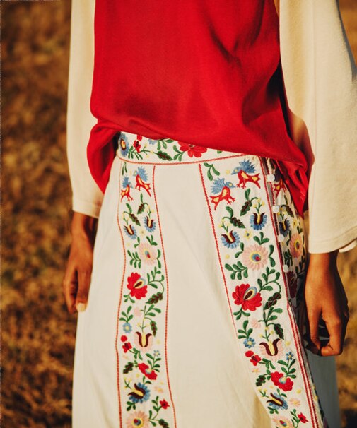 インドフラワー刺繍切り替えスカート