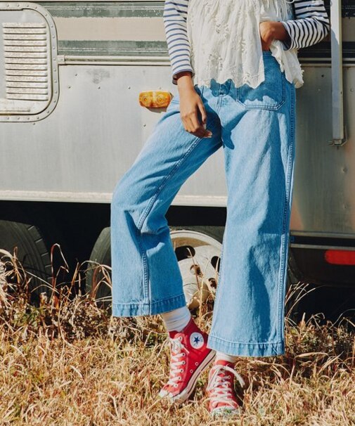 フレアデニムパンツ