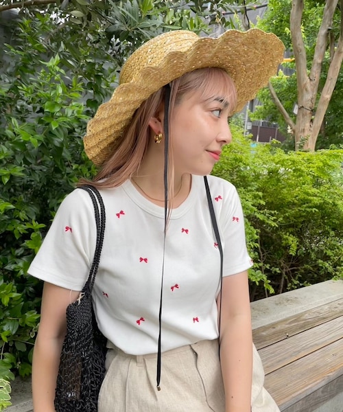 ミニリボン刺繍 Tシャツ｜フリークスストアの通販｜&mall（アンド