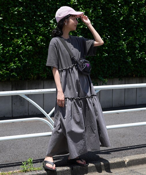 裾フリル ピグメントワンピース/Tシャツワンピース