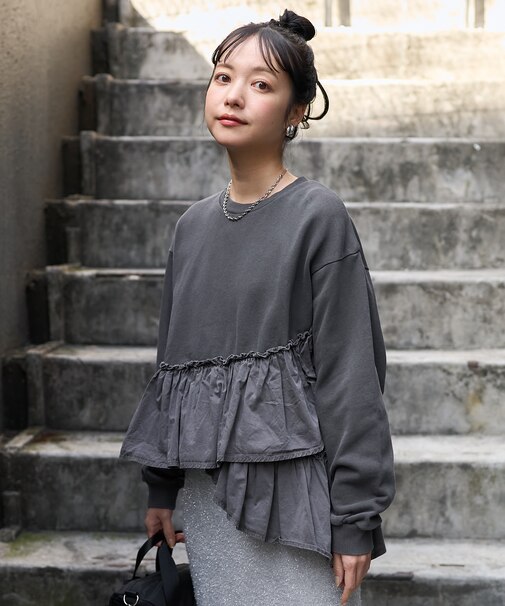 裾フリルピグメントスウェット/ドッキングスウェット