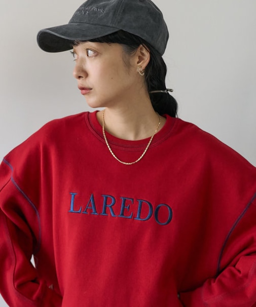 配色ステッチ 刺繍スウェット