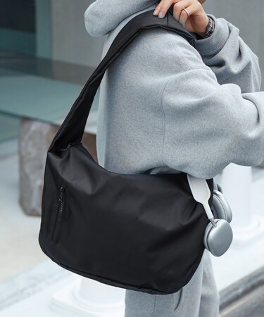ワイドストラップ ショルダーバッグ【限定展開】｜フリークスストアの 