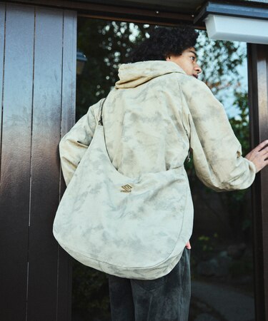 別注 Nylon New Round Shoulder Bag