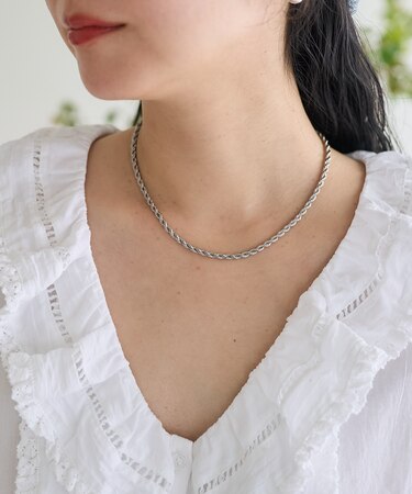 チェーンネックレス
