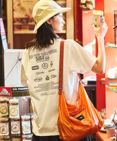 CHUMS×FREAK'S STORE チャムス 別注 ロゴ バックプリント クルーネック Tシャツ 【限定展開】