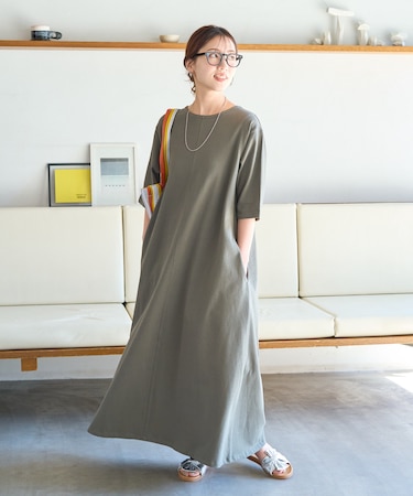 半袖 Aライン シルエット ワンピース【限定展開】