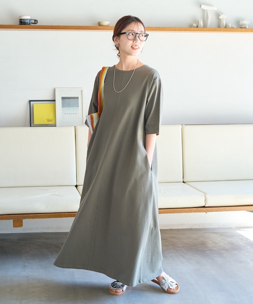 半袖 Aライン シルエット ワンピース【限定展開】