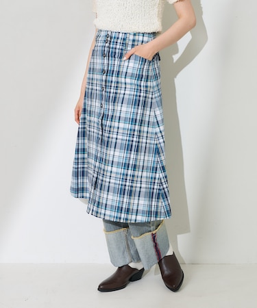フロントボタンチェックスカート