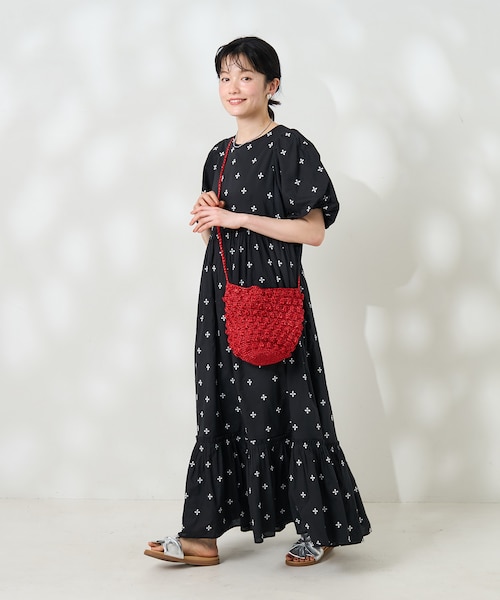 【完売品】FREAK'S STOREインド　小花柄刺繍パフワンピース セール】インド 小花柄刺繍パフワンピース/バックオープン
