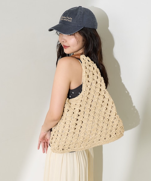 トライアングル 編みバッグ