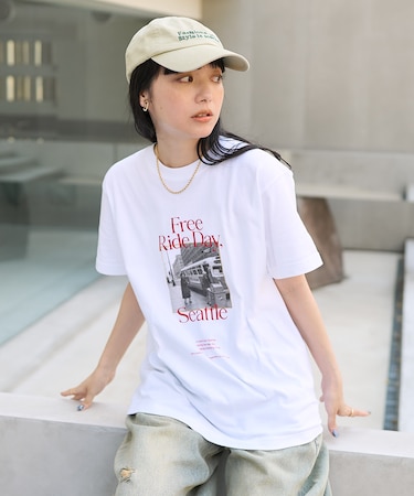 箔フォト BUS Tシャツ